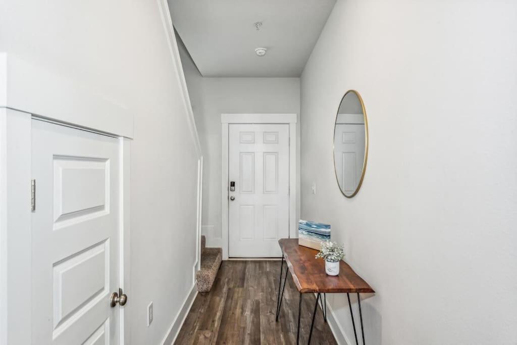Luxury Townhome Near Downtown And Pensacola Beach Eksteriør bilde