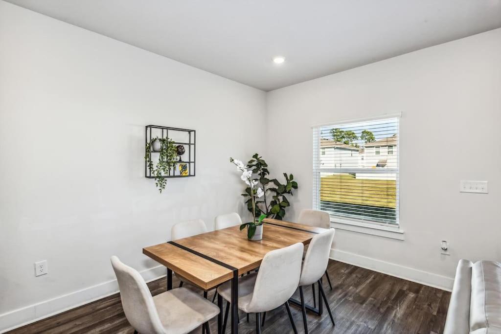 Luxury Townhome Near Downtown And Pensacola Beach Eksteriør bilde